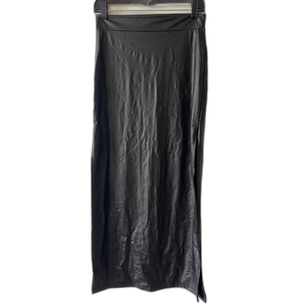 Derek Heart Faux Leather Mini Skirt - Picture 2 of 5